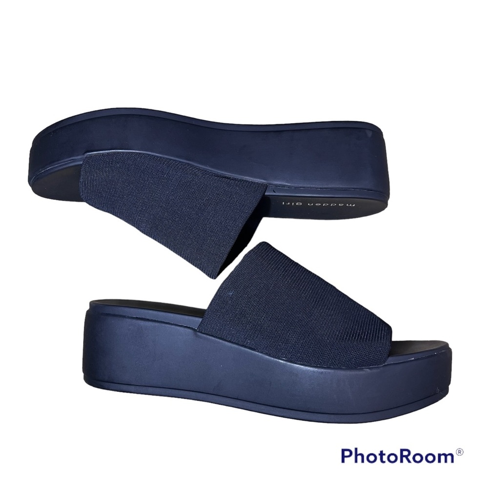 NEW Madden Girl Chunky Black Platform Slip On Sandals Size 10M